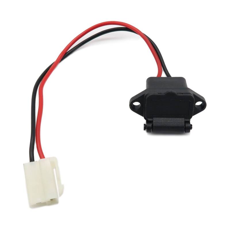 Trike15/25V2/Quad15/25V2/V3/R26 - Ladebuchse, mit Kabel und Stecker, eckig