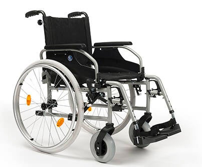 Standard-Rollstuhl D100 — 40cm / Trommelbremse